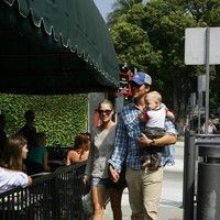 Ali Larter with husband Hayes MacArthur leaving Hugo's restaurant photos | Picture 77087